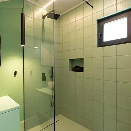 Vila Black Mountain Vlachata